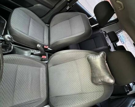 Сірий Шкода Фабія, об'ємом двигуна 1.2 л та пробігом 184 тис. км за 4999 $, фото 37 на Automoto.ua