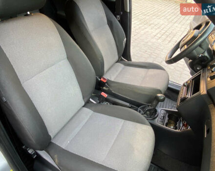 Шкода Фабия 2010 в Самборе на Automoto.ua Серый Шкода Фабия, объемом двигателя 1.39 л и пробегом 290 тыс. км за 4800 $, фото 20 на Automoto.ua