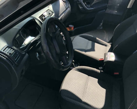 Шкода Фабия 2010 в Полтаве на Automoto.ua Серый Шкода Фабия, объемом двигателя 1.2 л и пробегом 230 тыс. км за 4799 $, фото 4 на Automoto.ua