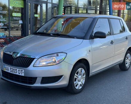 Шкода Фабия 2010 в Киеве на Automoto.ua Серый Шкода Фабия, объемом двигателя 1.2 л и пробегом 146 тыс. км за 4250 $, фото 4 на Automoto.ua