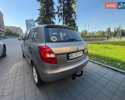 Серый Шкода Фабия, объемом двигателя 1.2 л и пробегом 406 тыс. км за 3500 $, фото 4 на Automoto.ua