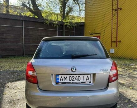 Сірий Шкода Фабія, об'ємом двигуна 1.2 л та пробігом 220 тис. км за 4100 $, фото 4 на Automoto.ua