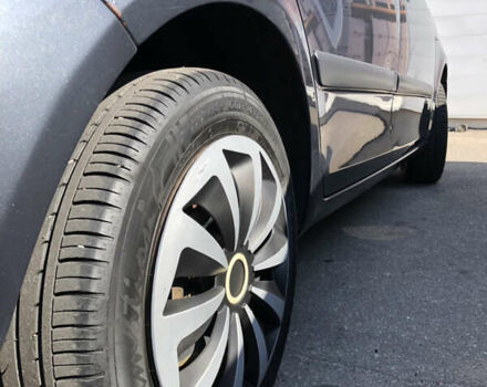 Шкода Фабия 2010 в Полтаве на Automoto.ua Серый Шкода Фабия, объемом двигателя 1.2 л и пробегом 230 тыс. км за 4799 $, фото 10 на Automoto.ua