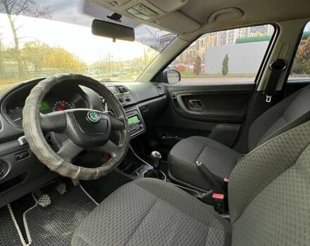 Сірий Шкода Фабія, об'ємом двигуна 1.2 л та пробігом 184 тис. км за 4999 $, фото 31 на Automoto.ua