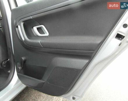 Серый Шкода Фабия, объемом двигателя 1.2 л и пробегом 141 тыс. км за 5900 $, фото 3 на Automoto.ua