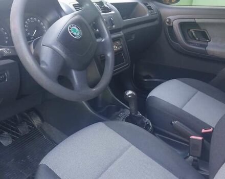 Сірий Шкода Фабія, об'ємом двигуна 1.6 л та пробігом 283 тис. км за 5100 $, фото 1 на Automoto.ua