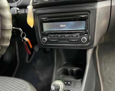 Сірий Шкода Фабія, об'ємом двигуна 1.2 л та пробігом 184 тис. км за 4999 $, фото 26 на Automoto.ua