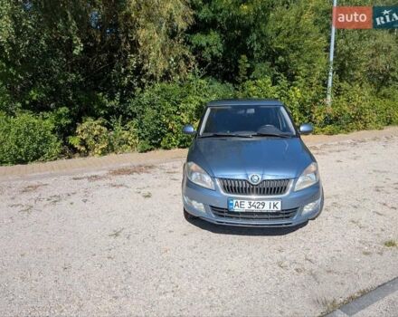 Серый Шкода Фабия, объемом двигателя 1.39 л и пробегом 162 тыс. км за 4000 $, фото 2 на Automoto.ua