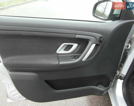 Серый Шкода Фабия, объемом двигателя 1.2 л и пробегом 141 тыс. км за 5900 $, фото 5 на Automoto.ua