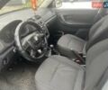 Сірий Шкода Фабія, об'ємом двигуна 1.39 л та пробігом 380 тис. км за 3300 $, фото 4 на Automoto.ua