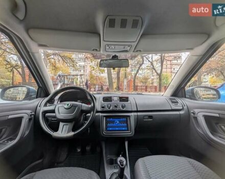 Серый Шкода Фабия, объемом двигателя 1.39 л и пробегом 162 тыс. км за 4000 $, фото 8 на Automoto.ua