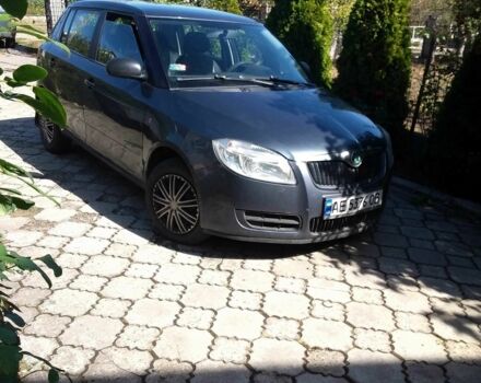 Шкода Фабия 2010 в Пятихатках на Automoto.ua Серый Шкода Фабия, объемом двигателя 1.4 л и пробегом 236 тыс. км за 5250 $, фото 3 на Automoto.ua