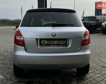 Сірий Шкода Фабія, об'ємом двигуна 1.6 л та пробігом 283 тис. км за 5800 $, фото 5 на Automoto.ua