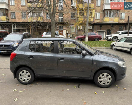 Сірий Шкода Фабія, об'ємом двигуна 1.2 л та пробігом 141 тис. км за 6100 $, фото 3 на Automoto.ua