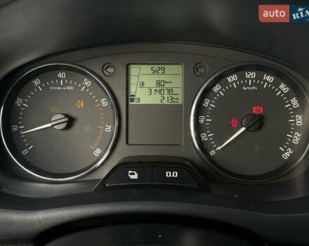 Сірий Шкода Фабія, об'ємом двигуна 1.39 л та пробігом 315 тис. км за 4999 $, фото 9 на Automoto.ua