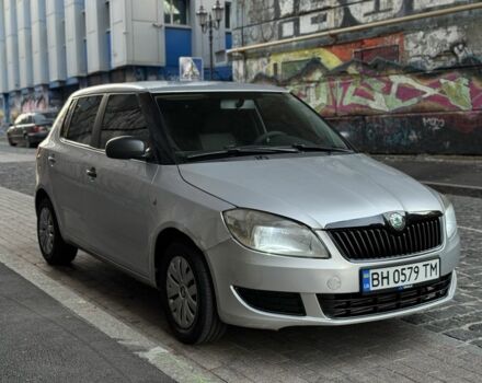 Серый Шкода Фабия, объемом двигателя 1.6 л и пробегом 280 тыс. км за 4700 $, фото 2 на Automoto.ua