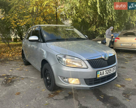 Шкода Фабия 2011 в Киеве на Automoto.ua Серый Шкода Фабия, объемом двигателя 1.4 л и пробегом 258 тыс. км за 5200 $, фото 21 на Automoto.ua