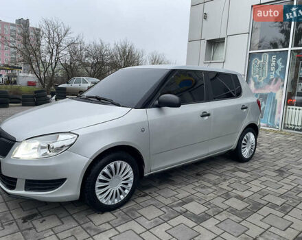 Серый Шкода Фабия, объемом двигателя 1.2 л и пробегом 271 тыс. км за 3700 $, фото 1 на Automoto.ua