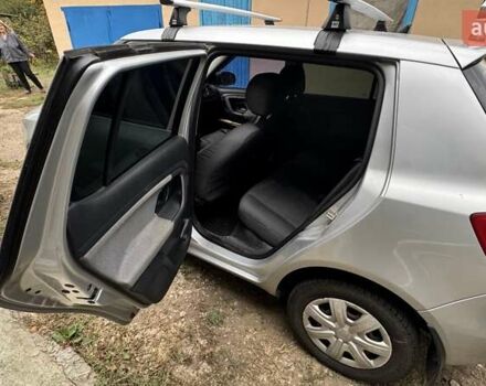 Серый Шкода Фабия, объемом двигателя 1.2 л и пробегом 205 тыс. км за 5500 $, фото 6 на Automoto.ua