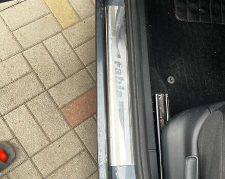 Сірий Шкода Фабія, об'ємом двигуна 1.39 л та пробігом 161 тис. км за 6300 $, фото 8 на Automoto.ua
