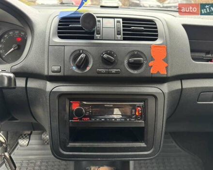 Сірий Шкода Фабія, об'ємом двигуна 1.2 л та пробігом 141 тис. км за 6100 $, фото 12 на Automoto.ua