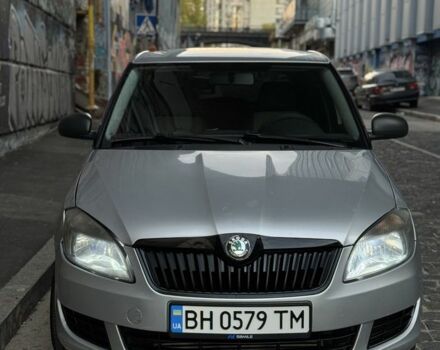 Серый Шкода Фабия, объемом двигателя 1.6 л и пробегом 280 тыс. км за 4700 $, фото 1 на Automoto.ua