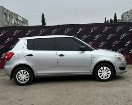 Серый Шкода Фабия, объемом двигателя 1.2 л и пробегом 271 тыс. км за 5200 $, фото 3 на Automoto.ua