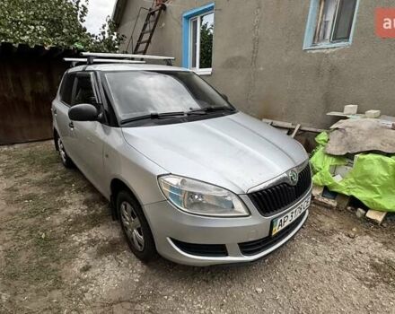 Серый Шкода Фабия, объемом двигателя 1.2 л и пробегом 205 тыс. км за 5500 $, фото 2 на Automoto.ua