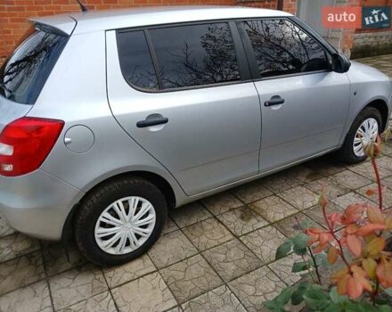 Серый Шкода Фабия, объемом двигателя 1.2 л и пробегом 271 тыс. км за 4700 $, фото 2 на Automoto.ua
