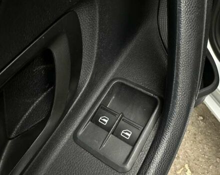 Серый Шкода Фабия, объемом двигателя 1.2 л и пробегом 271 тыс. км за 5200 $, фото 13 на Automoto.ua