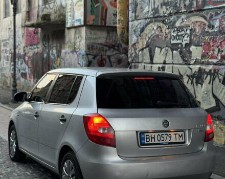 Сірий Шкода Фабія, об'ємом двигуна 1.6 л та пробігом 280 тис. км за 4700 $, фото 1 на Automoto.ua