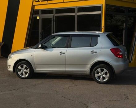 Серый Шкода Фабия, объемом двигателя 1.4 л и пробегом 300 тыс. км за 4500 $, фото 5 на Automoto.ua