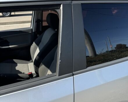 Серый Шкода Фабия, объемом двигателя 1.2 л и пробегом 1000 тыс. км за 5999 $, фото 18 на Automoto.ua