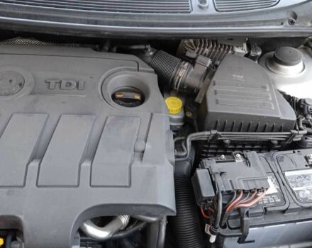 Сірий Шкода Фабія, об'ємом двигуна 1.6 л та пробігом 240 тис. км за 5200 $, фото 6 на Automoto.ua