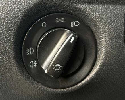 Серый Шкода Фабия, объемом двигателя 1.4 л и пробегом 300 тыс. км за 4500 $, фото 13 на Automoto.ua