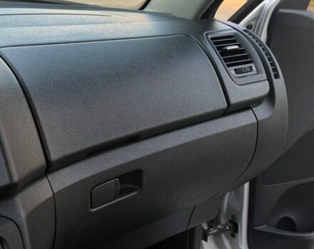 Серый Шкода Фабия, объемом двигателя 1.4 л и пробегом 300 тыс. км за 4500 $, фото 17 на Automoto.ua