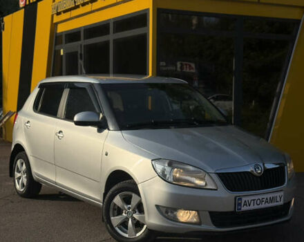 Сірий Шкода Фабія, об'ємом двигуна 1.39 л та пробігом 315 тис. км за 4999 $, фото 3 на Automoto.ua