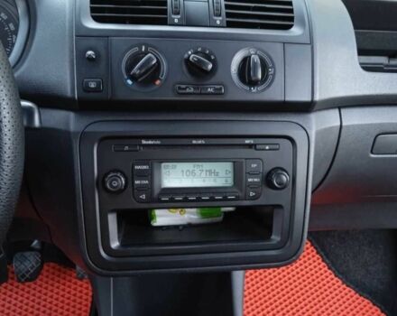 Сірий Шкода Фабія, об'ємом двигуна 1.6 л та пробігом 240 тис. км за 5200 $, фото 9 на Automoto.ua