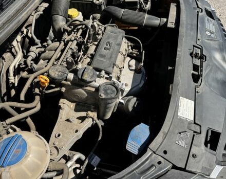 Серый Шкода Фабия, объемом двигателя 1.2 л и пробегом 1000 тыс. км за 5999 $, фото 20 на Automoto.ua