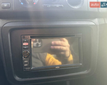 Шкода Фабия 2011 в Киеве на Automoto.ua Серый Шкода Фабия, объемом двигателя 1.4 л и пробегом 258 тыс. км за 5200 $, фото 27 на Automoto.ua