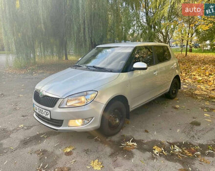 Сірий Шкода Фабія, об'ємом двигуна 1.4 л та пробігом 259 тис. км за 4999 $, фото 3 на Automoto.ua