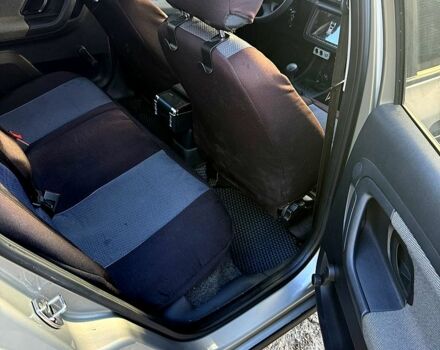 Сірий Шкода Фабія, об'ємом двигуна 1.2 л та пробігом 67 тис. км за 5500 $, фото 9 на Automoto.ua
