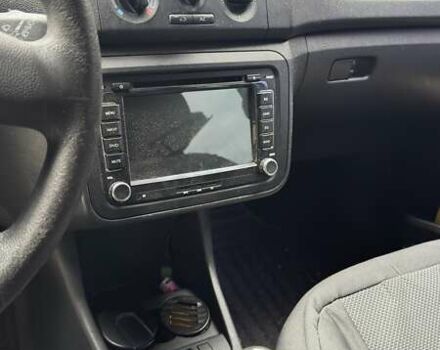 Серый Шкода Фабия, объемом двигателя 1.2 л и пробегом 205 тыс. км за 5500 $, фото 11 на Automoto.ua