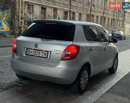 Сірий Шкода Фабія, об'ємом двигуна 1.6 л та пробігом 280 тис. км за 4700 $, фото 4 на Automoto.ua