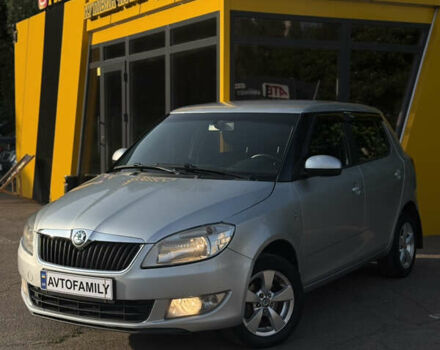 Сірий Шкода Фабія, об'ємом двигуна 1.39 л та пробігом 315 тис. км за 4999 $, фото 1 на Automoto.ua
