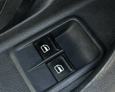 Сірий Шкода Фабія, об'ємом двигуна 1.39 л та пробігом 315 тис. км за 4999 $, фото 17 на Automoto.ua