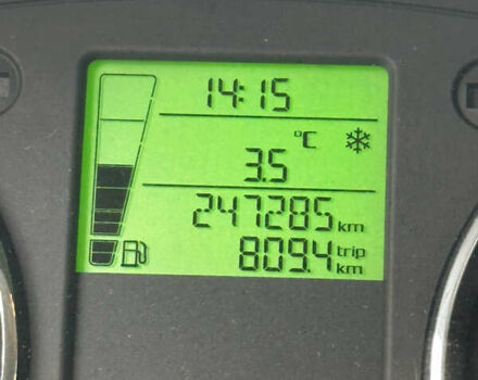 Серый Шкода Фабия, объемом двигателя 1.6 л и пробегом 247 тыс. км за 6700 $, фото 7 на Automoto.ua