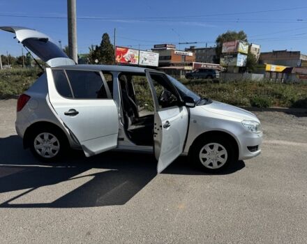 Серый Шкода Фабия, объемом двигателя 1.2 л и пробегом 1000 тыс. км за 5999 $, фото 1 на Automoto.ua