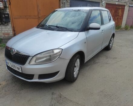 Сірий Шкода Фабія, об'ємом двигуна 1.4 л та пробігом 350 тис. км за 3400 $, фото 1 на Automoto.ua