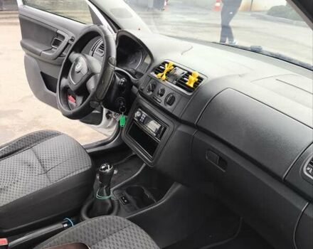 Сірий Шкода Фабія, об'ємом двигуна 1.4 л та пробігом 333 тис. км за 3800 $, фото 15 на Automoto.ua
